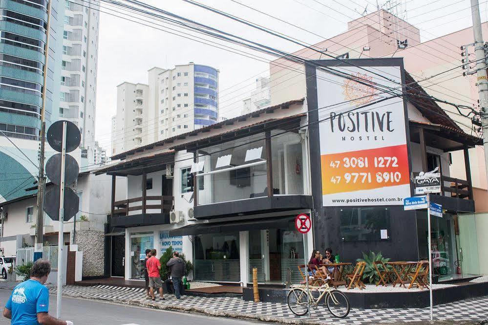 Positive Hostel Balneário Camboriú Zewnętrze zdjęcie